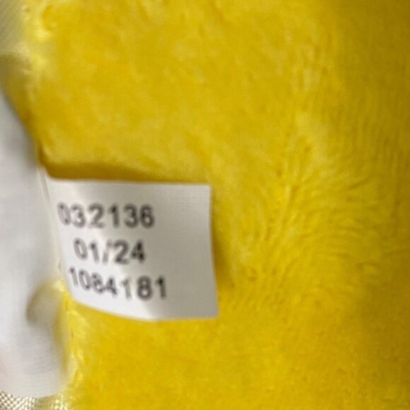 Build a Bear Sanrio Spring Gingham Hello Kitty 18" Plush with Top and Skirt - Picture 12 of 12